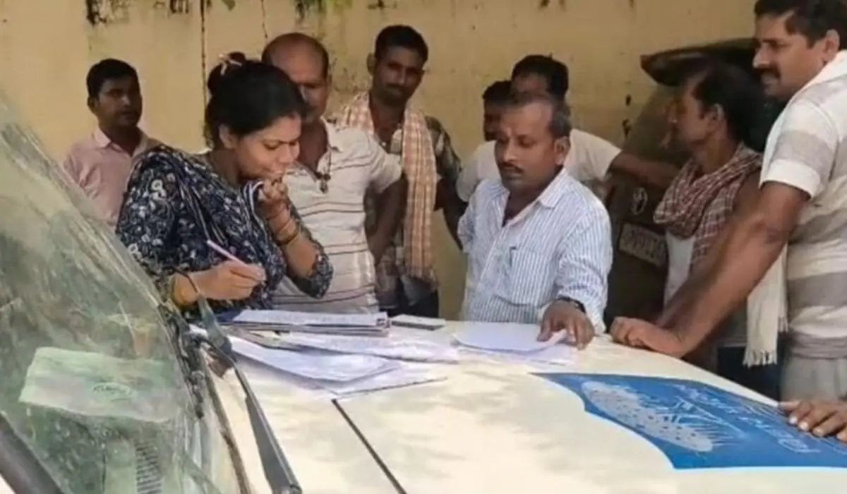Banka News: लबोखर शिवगंगा में डूबने से किशोर की दर्दनाक मौत, मंदिर परिसर में छाया सन्नाटा